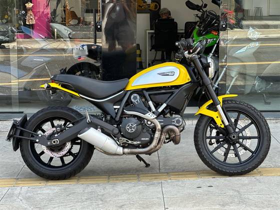 DUCATI SCRAMBLER ICON 